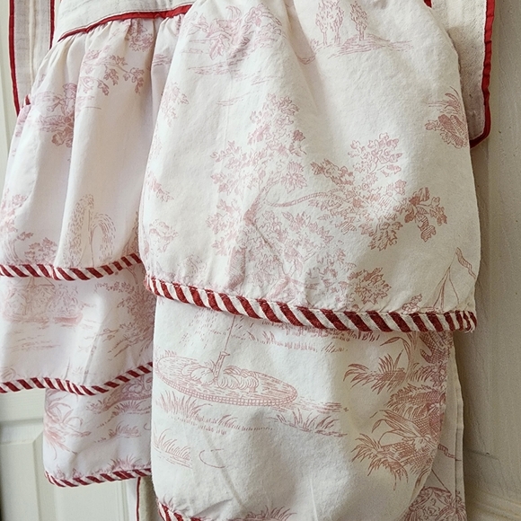 UNAVAILABLE **SET** Retro Cutie Toile Kitchen Apron & Matching Towel - Picture 4 of 15